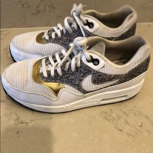 Nike Airmax 1 Thea womens size 7.